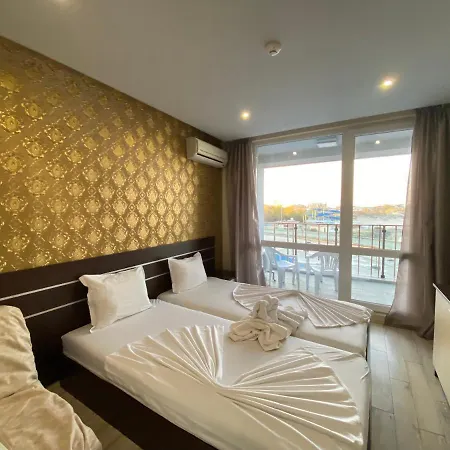 Apartment Paradiso B 210 Private Sea View