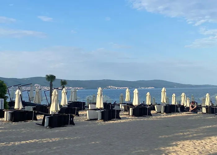 Paradiso B 210 Private Sea View * Nessebar